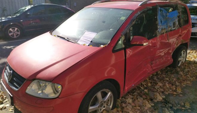 Mașinile abandonate și cele fără stăpân, ridicate de pe domeniul public din Constanţa - fondmasinileabandonate-1643039879.jpg