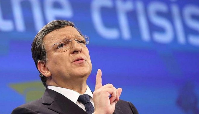 Barroso le cere autorităților de la Londra și Madrid să respecte dreptul european - fondmedalionbarroso-1377005447.jpg