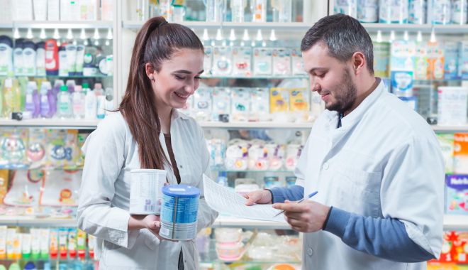 Medicamentele expirate, pasate în curtea farmaciilor. „Ministerul nu a făcut decât să ne bage mâna în buzunare” - fondmedicamente-1637175666.jpg