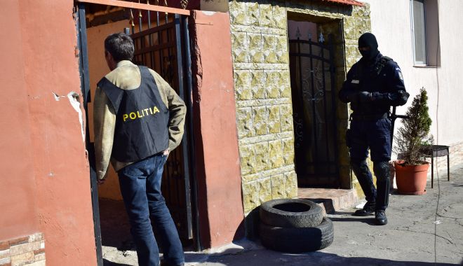 Revoltă în rândul polițiștilor: „Mai multe posturi la Poliția Animalelor decât la Crimă Organizată!” - fondmediciveterinaripolitisti-1602870219.jpg