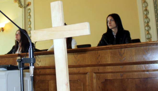 Medierea, obligatorie înainte  de a merge în fața judecătorului - fondmediere-1375109333.jpg