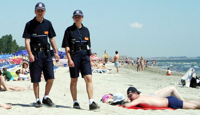 Metoda ziarului, cea mai nouă tactică de furt, folosită pe litoral - fondmetodaziarul-1625415904.jpg