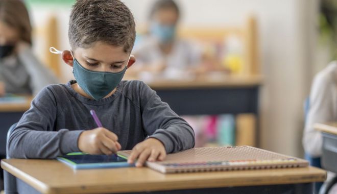 Răspuns sec de la Ministerul Educației, în cazul băiețelului cu autism care vrea să învețe aproape de casă - fondministerautismii12-1635518835.jpg
