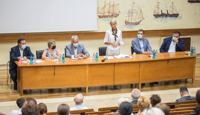 Ministrul Muncii, Raluca Turcan: „Avem mai mulţi copii români născuţi în străinătate, decât în ţară!” - fondministrulmunciiralucaturcan-1627410553.jpg