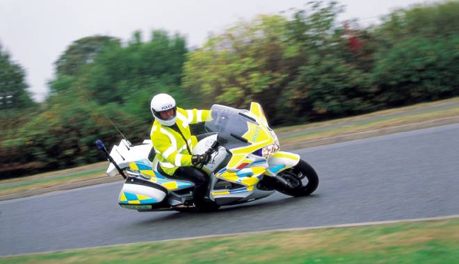 Polițiștii vor supraveghea traficul către mare de pe motociclete noi - fondmotocicletapolitie-1434995566.jpg
