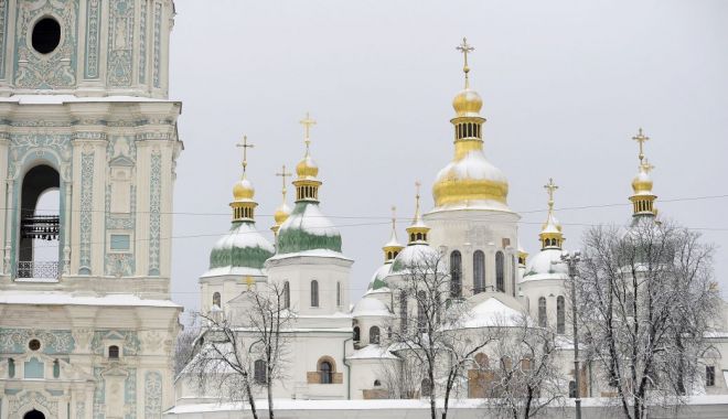 Ninsori aşteptate la Kiev, unde alimentarea cu electricitate este în continuare perturbată - fondninsorikiev-1669559751.jpg
