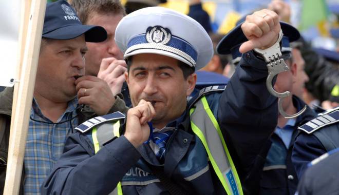 Necaz de polițist: 