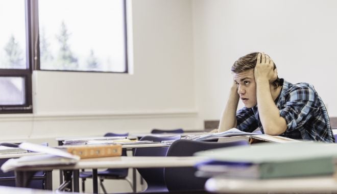 O nouă şansă prin educaţie şi formare. Sute de copii din judeţ, ajutaţi să se întoarcă la şcoală - fondonouasansa-1618582815.jpg