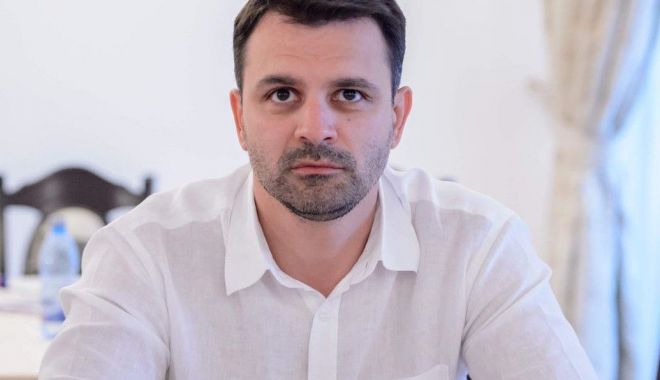 Liberalii din Constanţa stau pe gânduri! „Încă nu ne-am decis pe cine vom susţine la conducerea PNL” - fondorbancrusoveanubuuun-1629385683.jpg