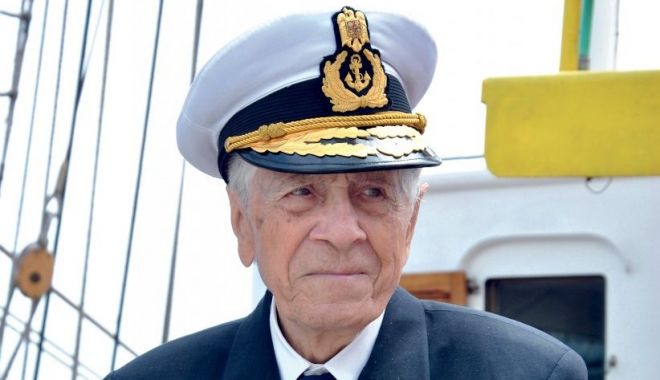 O viaţă în slujba patriei. Cel mai longeviv marinar militar a împlinit 103 ani - fondoviatainslujba22-1642618363.jpg