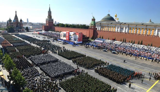 Paradă militară spectaculoasă la Moscova, cu ocazia zilei de 9 Mai - fondparadarusia-1652100427.jpg