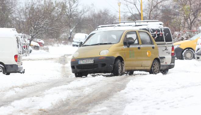 Cum poți rămâne fără plăcuțele de înmatriculare dacă n-ai cauciucuri de iarnă - fondplacuteinmatriculare-1417450911.jpg
