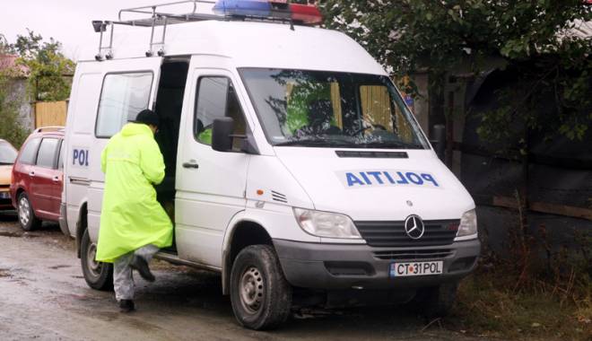 Polițist călcat cu mașina de contrabandiștii de țigări - fondpolitistcalcatbun-1417711181.jpg