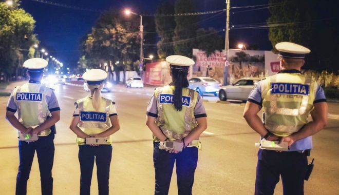 Polițiștii se revoltă și strigă 