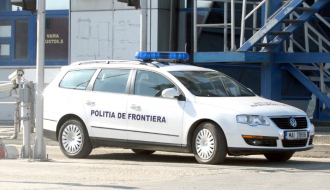 Polițiștii de frontieră constănțeni, pregătiți pentru afluxul de călători - fondpolitistiidefrontieraseprega-1387822875.jpg
