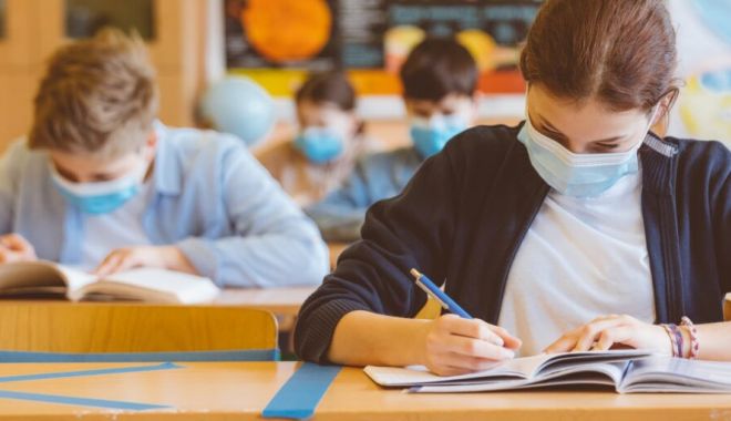Primul an şcolar fără teze. Evaluarea elevilor, cu instrumentele folosite online - fondprimulanfarateze1-1616092718.jpg