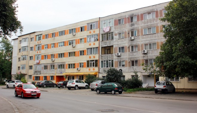 Pot fi obligați locatarii să reabiliteze blocul? - fondprintpotfioblig-1405343290.jpg