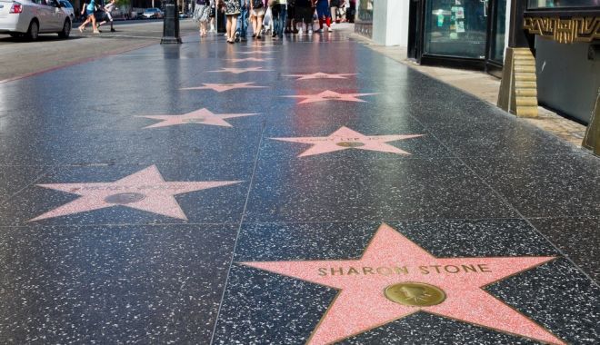Chelului îi lipseşte tichia de mărgăritar! Primăria Constanţa vrea să construiască o alee pentru vedete în stilul celei de la Hollywood - fondproiectaberant-1630000609.jpg