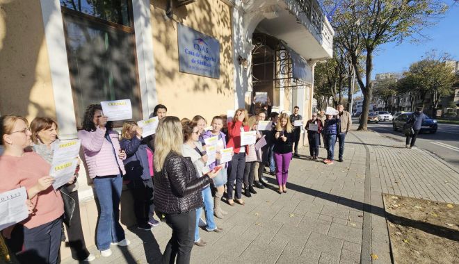 Camera Deputaţilor. Veniturile personalului de la Casa Naţională de Asigurări de Sănătate - majorate - fondprotestecjas1699558541-1699960252.jpg
