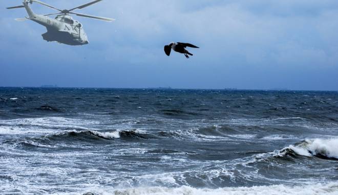 Misiune aviatică deasupra Mării Negre. Porțile de Azur văzute din elicopterul Puma - fondpuma5-1419870619.jpg