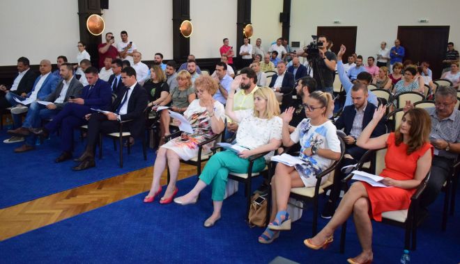 Se cade la pace? Preluarea magistralelor CET, subiect 