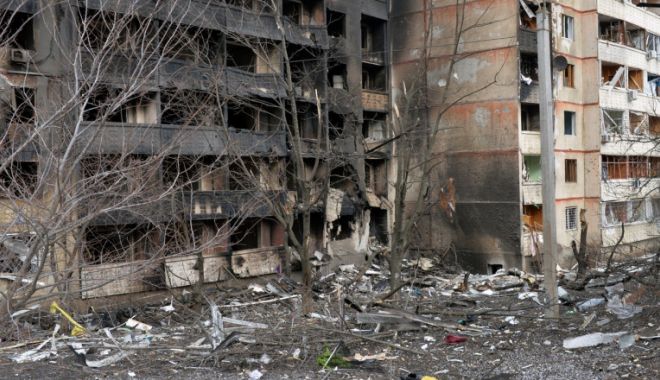 Patru săptămâni de război în Ucraina. Explozii puternice în Harkov - fondrazboisaptamana4-1647957348.jpg
