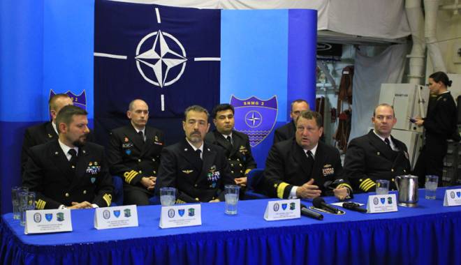 Aliații NATO, antrenamente pe Marea Neagră, la doi pași de… navele rusești! - fondrusiaamericani6-1426271548.jpg