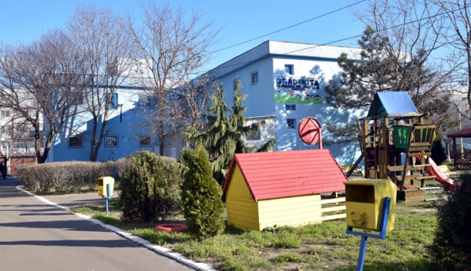 Ce lasă în urma lor foștii directori de școli și grădinițe - fondscoala-1481732917.jpg