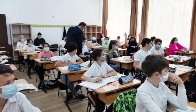 Ce l-a determinat pe secretarul de stat Radu Gheorghe Szekely să viziteze Școala gimnazială nr. 38 - fondscoala38-1622040869.jpg
