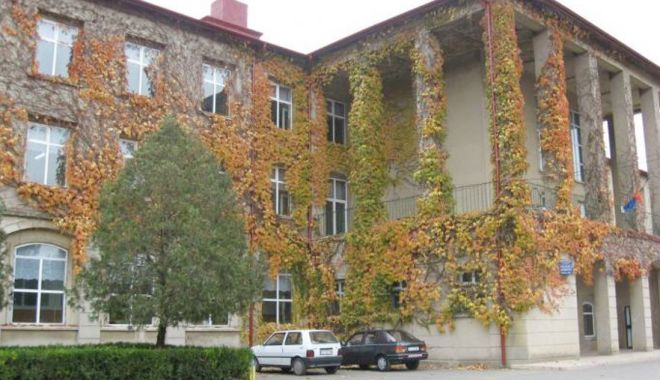 S-a aprins butonul de panică! Iată ce unităţi şcolare din Constanţa ar risca degradări în cazul unui seism - fondscoliriscseismicliceulagrico-1677427266.jpg