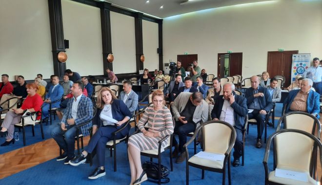 Consilierii judeţeni din Constanţa, convocaţi de preşedintele Mihai Lupu în şedinţă ordinară - fondsedintacjcgata2-1677139630.jpg