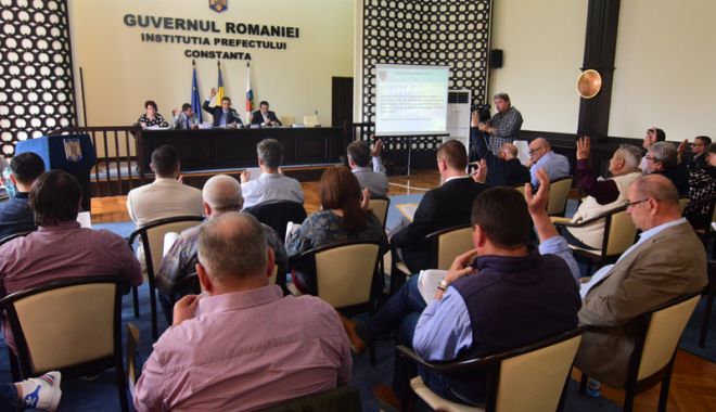 Consilierii județeni au decis: Demolarea fostei biblioteci din Coiciu, sistată - fondsedintaconsiliuljudetean6-1524848466.jpg