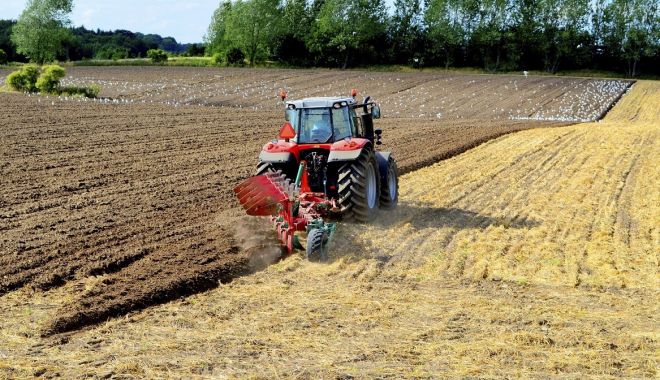 Se scumpesc terenurile agricole din județul Constanța! Prețul mediu a crescut la 5.030 de lei pe hectar - fondsescumpescterenurileagricole-1675433820.jpg
