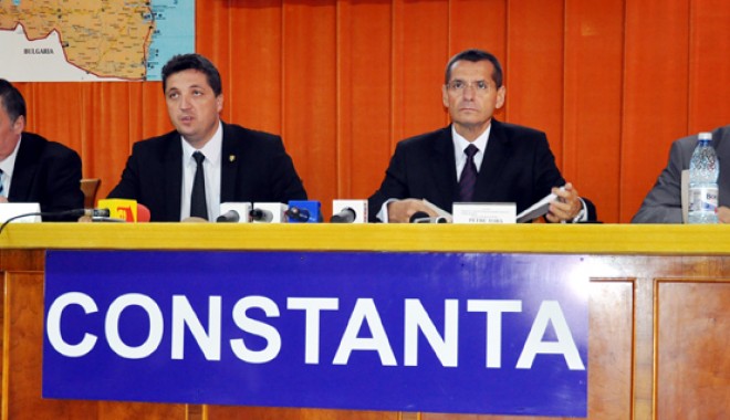 Ce a însemnat vara 2012 pentru polițiști - fondsezonestivalbilant-1346341891.jpg