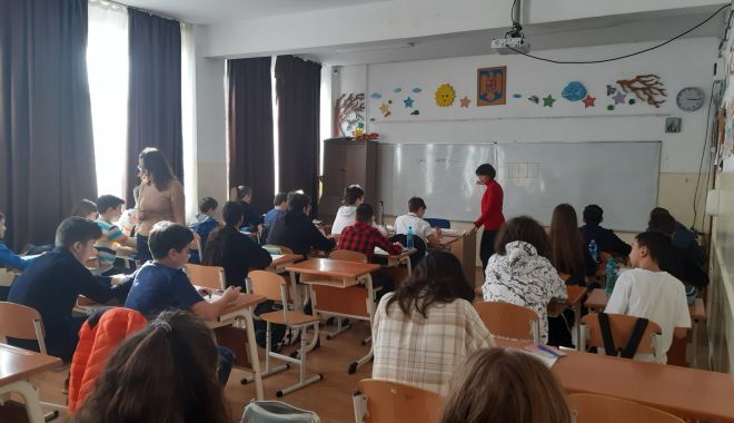 Școlile care obțin rezultate necorespunzătoare la simulările județene intră în vizorul IȘJ Constanța - fondsimularijudetene1-1670869082.jpg