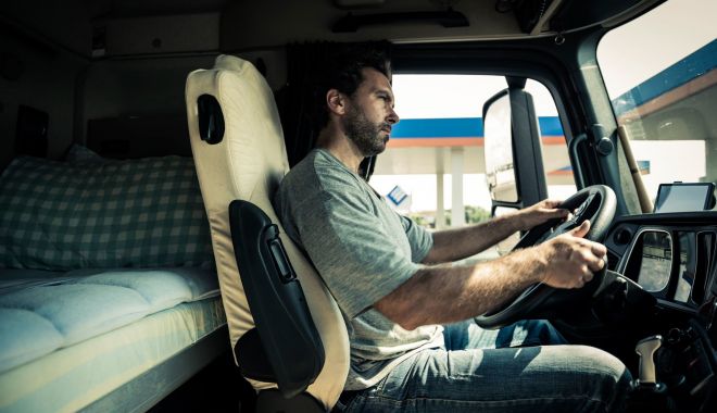 Șoferii profesioniști, la mare căutare! Dia Auto din Constanța, soluția pentru tinerii care vor să conducă autobuze și camioane - fondsofericamioanedicu-1675178944.jpeg