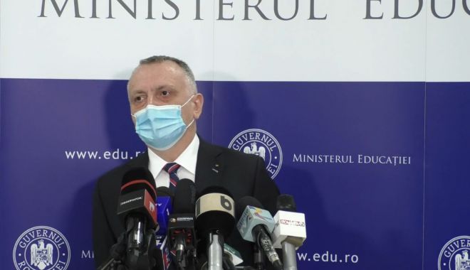 Universitarii refugiați pot preda în România contra unei burse de maximum 600 de euro - fondsorinprint-1646937084.jpg