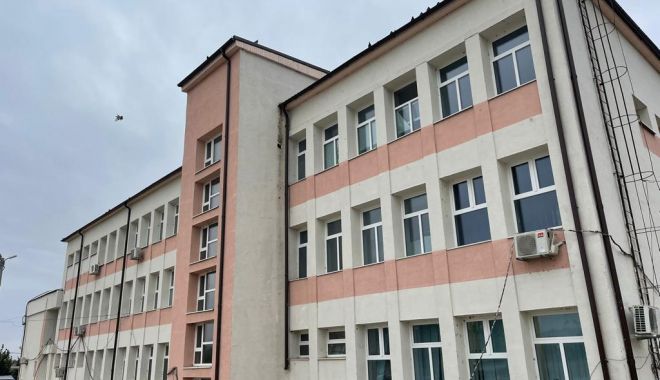 Disperare mare! Spitalul Orăşenesc Hârşova începe să trateze pacienţi cu Covid-19 - fondspitalulharsova3-1634842714.jpg