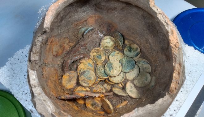 Povestea tezaurului numismatic descoperit la Ciobănița, care va fi expus spre vizitare - fondtezaurciobanita1print-1676054588.jpg