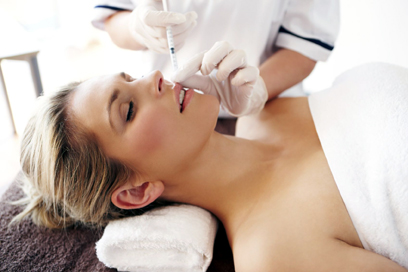 Operații estetice la Constanța. Tinerețe fără bătrânețe, cu botox și acid hialuronic - fondtineretefarabatranete-1389029893.jpg