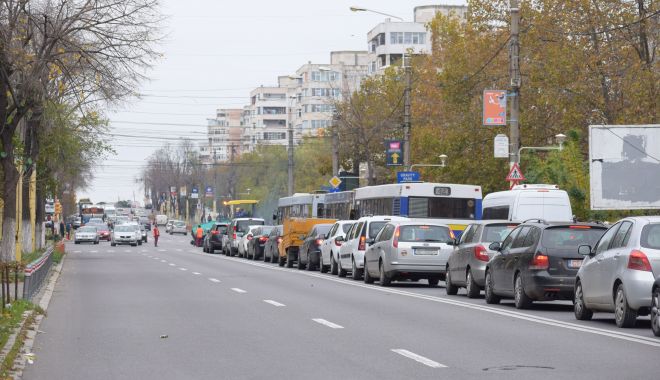 Nu vă enervaţi! Trafic îngreunat deoarece se lucrează la infrastructura de apă - fondtraficingreunat-1617040636.jpg