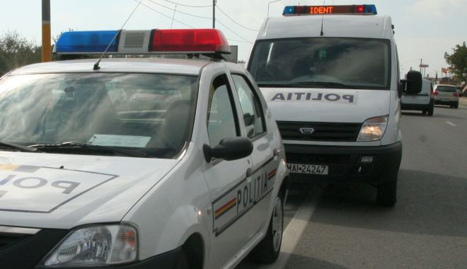 Urmărire ca în filme pe străzile din Constanța. Două mașini de poliție - avariate! - fondurmariretrafic-1588006810.jpg