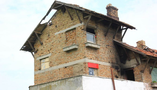 Vila Cucoanei - casa fantomelor din Constanța - fondvilacucoanei8-1399910922.jpg