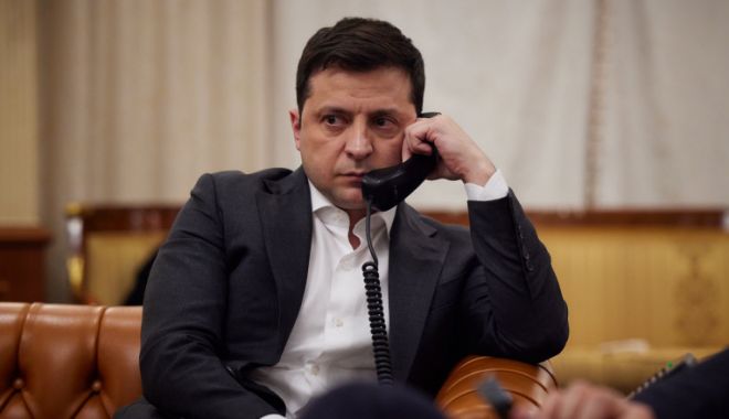 Volodimir Zelenski l-a asigurat pe Emmanuel Macron că Ucraina nu va răspunde provocărilor Rusiei - fondzelinski-1645369892.jpg