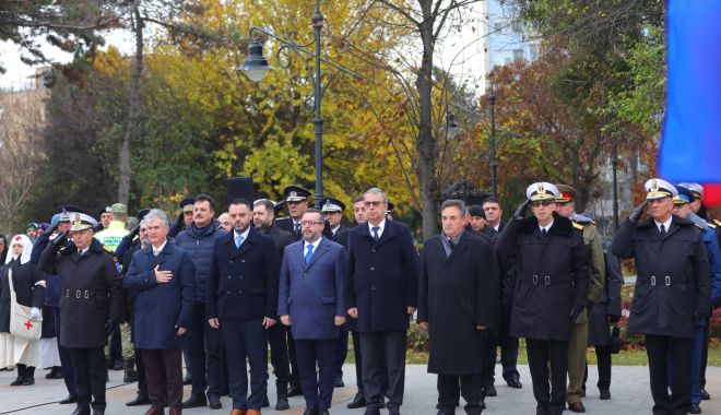 Momente solemne la Constanţa, cu ocazia Zilei Naţionale a României. 