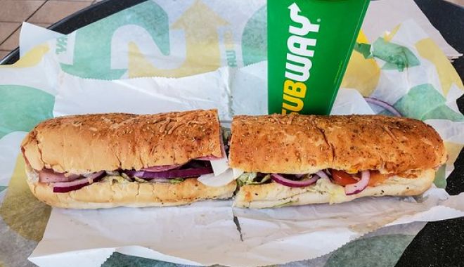 Subway, dat în judecată pentru folosirea de ton falsificat - footlongitalianbmt-1612013641.jpg