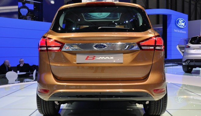 Ford a decis întreruperea temporară a activității la uzina de vehicule din Craiova - fordbmax-1377847027.jpg