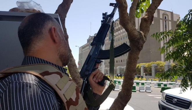 Forțele de securitate iraniene l-au eliminat  pe organizatorul atentatelor  din Teheran - forteledesecuritateiraniene-1497186223.jpg