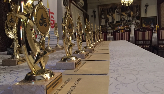 Forțele Navale premiază valorile în Gala Voluntarilor 2016 - fortelenavale-1480443127.jpg