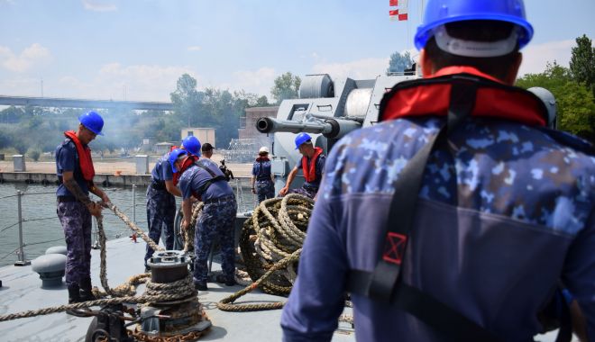 Forțele Navale. Peste 800 de marinari militari români se instruiesc în Marea Neagră - fortelenavale-1592215025.jpg